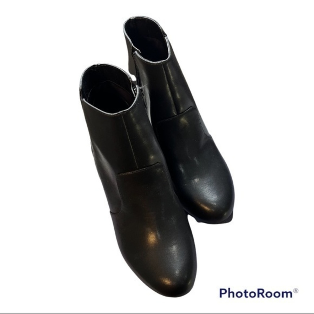 Easy Spirit black boots size 9W Wide